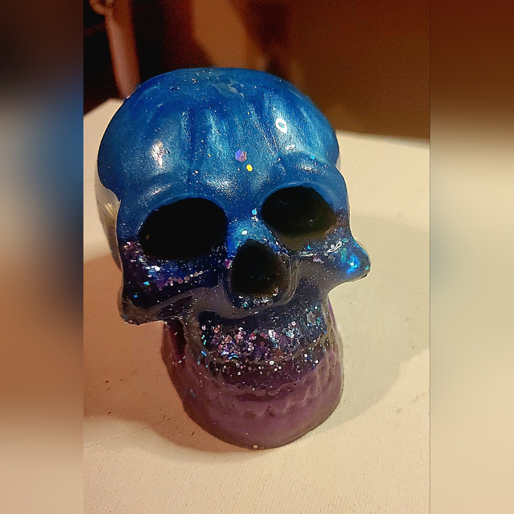 Resin Glitter skull